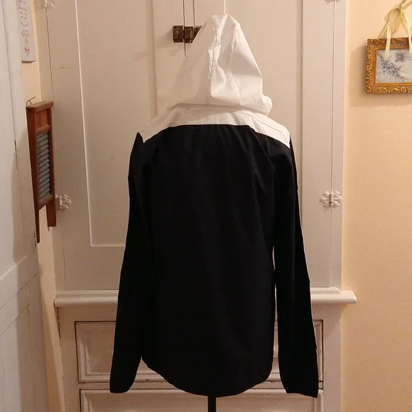 Adidas black and white windbreaker Sz M - Picture 6 of 9